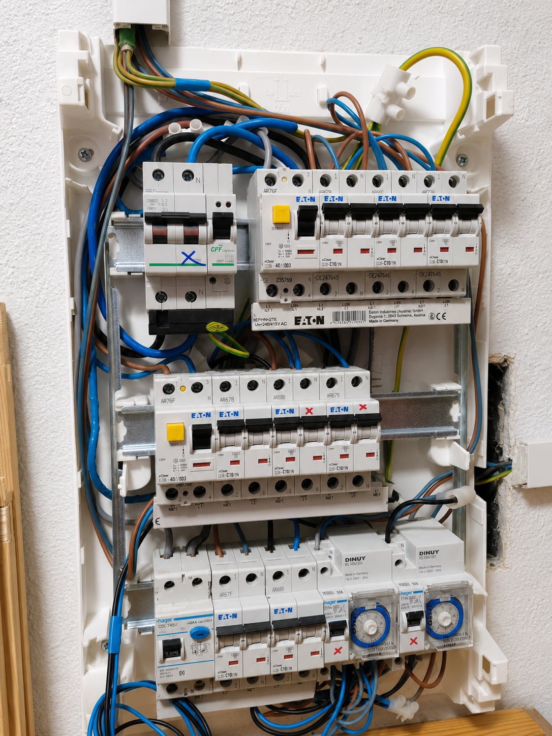 Cuadro eléctrico instalado por Lampisteria Guixols